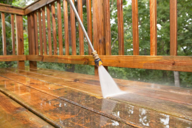 Why Choose Our Certified Pressure Washing Experts for Your Project Needs in De Pere, WI?